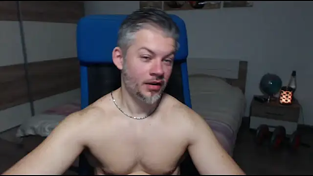 RobbyShawz online show from March 2025 06:27:01 AM