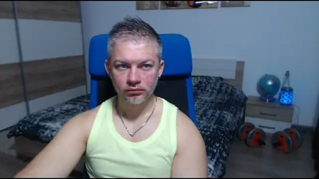 RobbyShawz online show from October 2025 05:52:01 AM