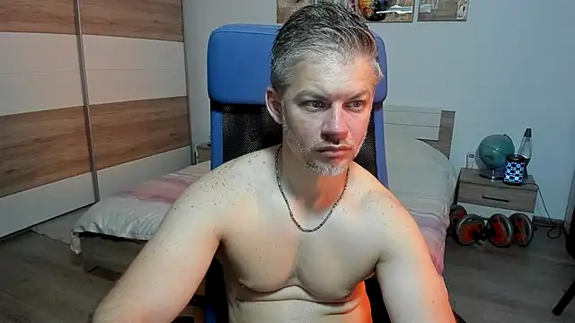 RobbyShawz online show from June 2026 03:45:01 AM