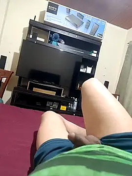 Snapshot of Damemon04 chatting on January 2025 03:26:01 AM Damemon04 online show from January 2025 03:26:01 AM