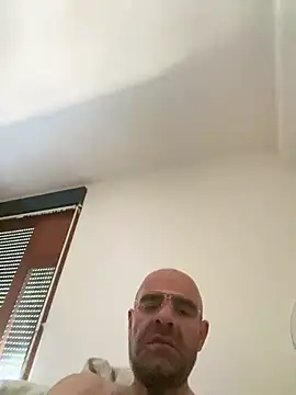 slim1976006 online show from July 2026 11:02:02 AM