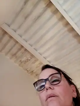 Snapshot of MariaPau_83 chatting on February 2025 01:26:02 AM MariaPau 83 online show from February 2025 01:26:02 AM