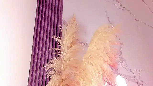 Rianamanson online show from April 2026 08:46:01 AM