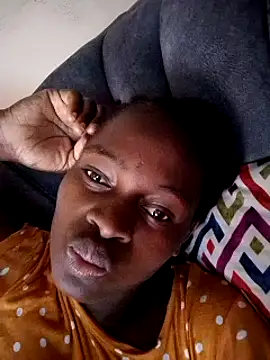 Snapshot of _cutemelania chatting on December 2024 01:06:02 PM cutemelania online show from December 2024 01:06:02 PM