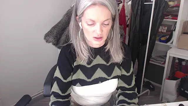 Sabdeluxe online show from January 2025 10:42:01 AM