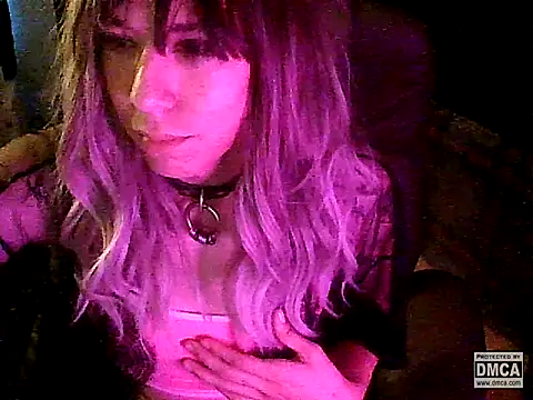 crystalxh online show from October 2025 04:53:02 PM