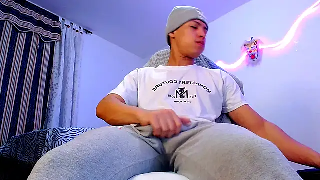 littleyork online show from December 2025 10:11:02 AM