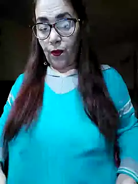 Chriss Tinaa online show from February 2025 03:45:01 AM