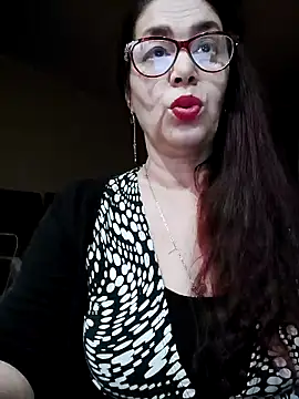 Chriss Tinaa online show from February 2025 04:52:01 AM