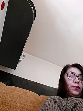 Chriss Tinaa online show from February 2026 09:32:01 AM