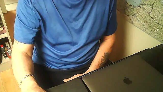 DUDURAxh online show from February 2025 10:37:02 AM