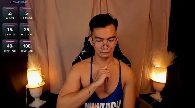 000batman000 online show from February 2025 12:32:02 AM