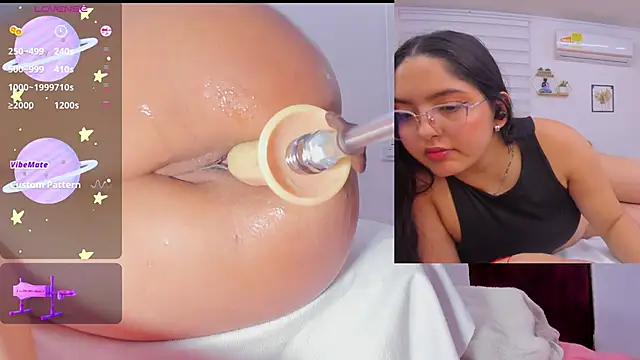 sofi velez online show from February 2025 04:29:01 AM