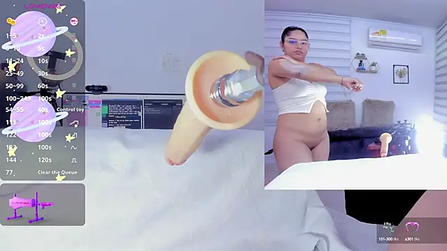 sofi velez online show from February 2025 01:24:01 AM