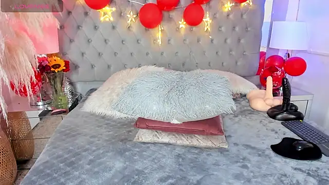 Kaitlyn Brwon online show from February 2025 06:43:01 AM