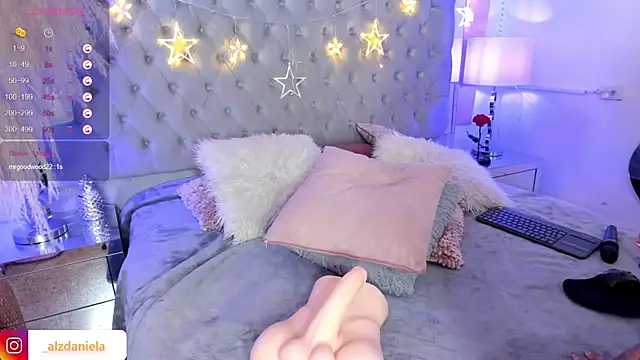 Kaitlyn Brwon online show from March 2025 09:19:02 AM