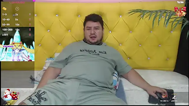 oso dirty  online show from December 2024 05:32:01 PM