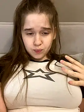 HornyGirlH online show from November 2025 11:32:01 PM