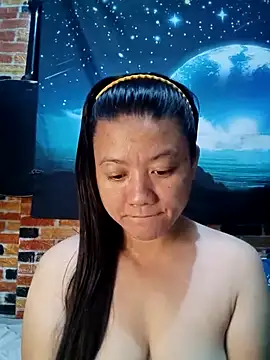 Urchanel online show from March 2025 12:04:02 PM