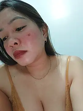 Snapshot of MissKitty31 chatting on August 2026 02:13:02 AM MissKitty31 online show from August 2026 02:13:02 AM