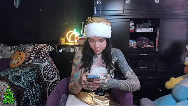 Lilmarieee online show from December 2024 02:54:02 PM