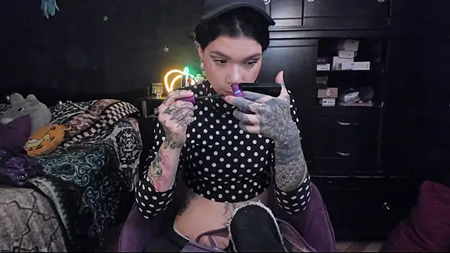 Lilmarieee online show from February 2025 10:21:02 PM