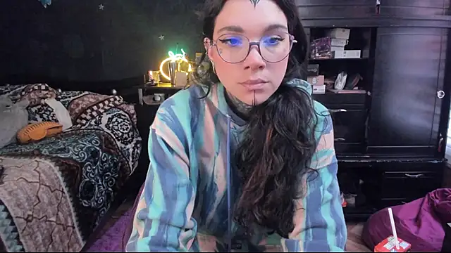 Lilmarieee online show from February 2025 05:09:01 PM