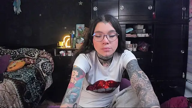 Lilmarieee online show from March 2025 10:10:02 PM