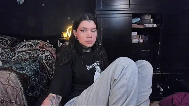 Lilmarieee online show from March 2025 10:10:02 PM