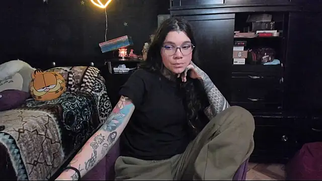Lilmarieee online show from March 2025 10:09:02 PM