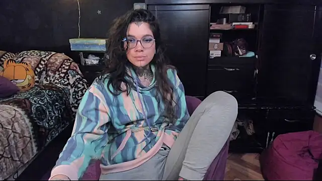 Lilmarieee online show from March 2025 01:13:01 AM