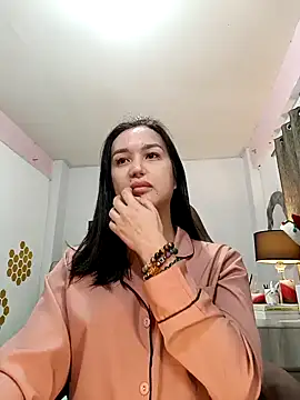 TwilightMistress69 online show from December 2024 03:42:01 PM