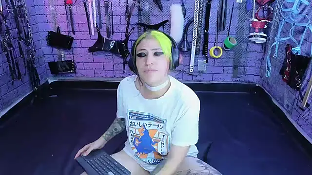 PANDORANEZZ online show from December 2024 12:33:01 AM