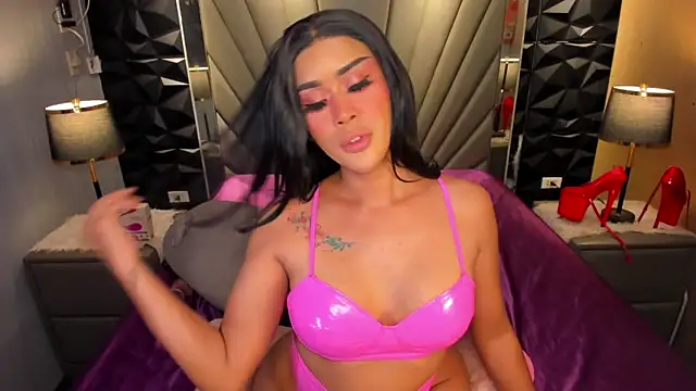 Snapshot of QuiinMollyXxX chatting on November 2025 09:39:01 AM QuiinMollyXxX online show from November 2025 09:39:01 AM