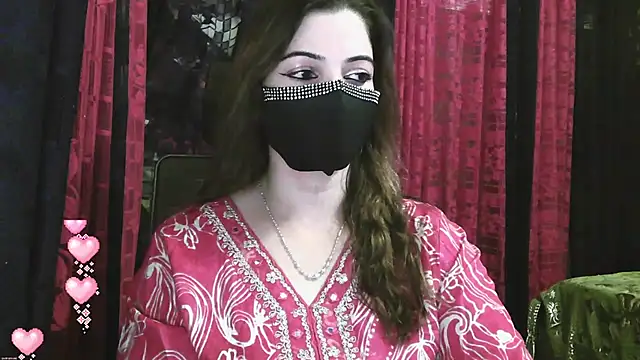 Cute Sonii online show from October 2025 01:01:01 PM