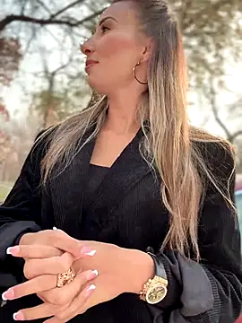 Snapshot of YOUR-KARINA chatting on October 2025 08:29:02 AM YOUR-KARINA online show from October 2025 08:29:02 AM