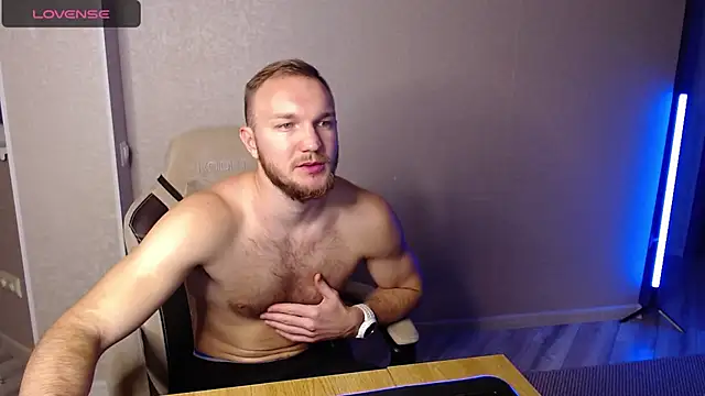 Toress1 online show from December 2024 04:53:02 PM