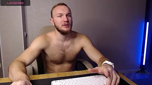 Toress1 online show from December 2024 05:52:02 PM