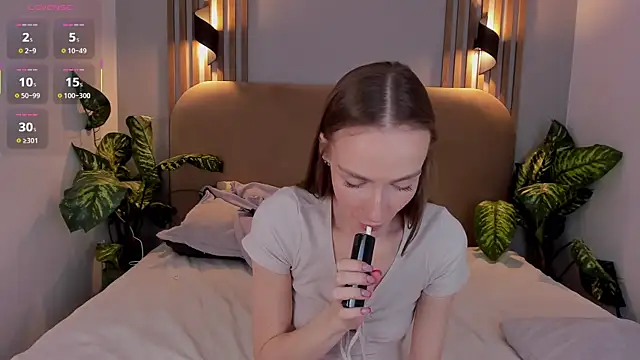 Kira Quinn online show from November 2025 07:09:01 AM