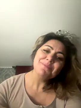 Snapshot of Emma_roqueen chatting on October 2025 08:51:02 PM Emma roqueen online show from October 2025 08:51:02 PM