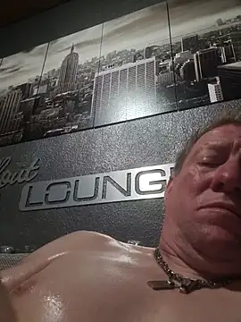 tomtom111111 online show from September 2025 12:12:01 AM