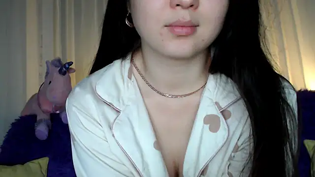 Snapshot of Lili_asian chatting on February 2025 08:58:01 PM Lili asian online show from February 2025 08:58:01 PM