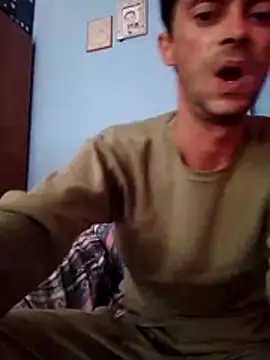 Snapshot of tonnino94 chatting on July 2026 01:54:01 PM tonnino94 online show from July 2026 01:54:01 PM