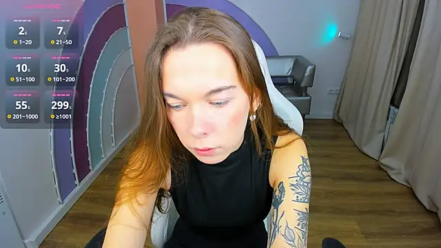 Snapshot of LyraFoster chatting on December 2024 06:22:02 AM LyraFoster online show from December 2024 06:22:02 AM