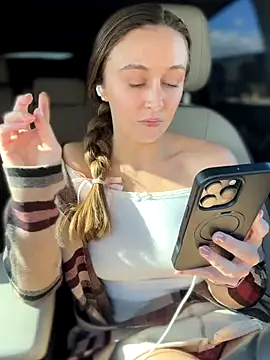 lunagirl13 online show from November 2025 08:44:01 PM