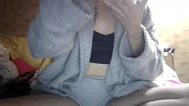 fabiolagg online show from December 2025 11:28:01 AM