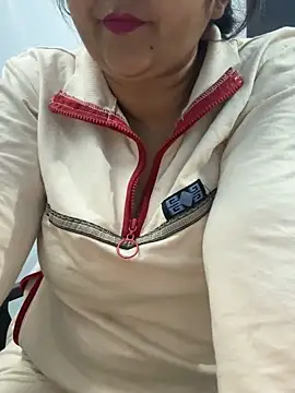 Snapshot of Preet_Kaur_69 chatting on November 2025 04:55:01 PM Preet Kaur 69 online show from November 2025 04:55:01 PM