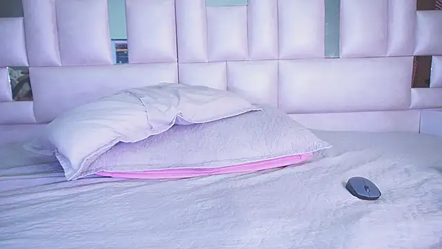 katy rioss online show from February 2025 02:52:02 PM