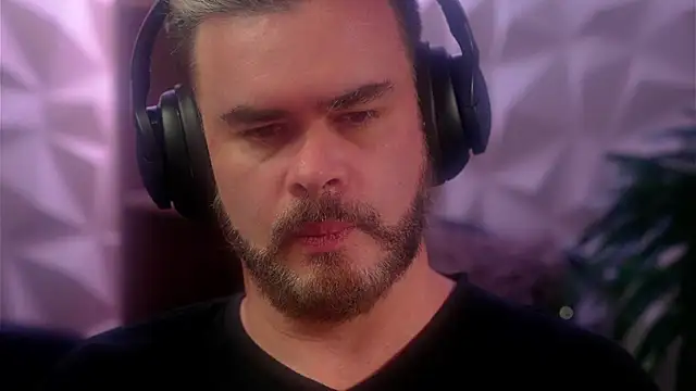 Sanders White online show from January 2026 03:42:02 AM