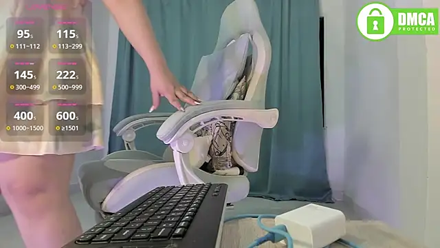 Snapshot of zoe_37 chatting on October 2025 02:34:01 AM zoe 37 online show from October 2025 02:34:01 AM